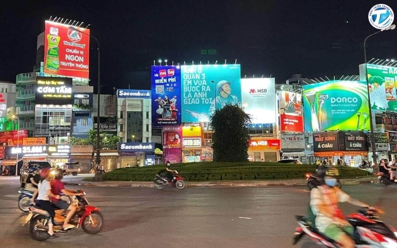 "Vị trí vàng" quyết định lớn hiệu quả của biển quảng cáo ngoài trời